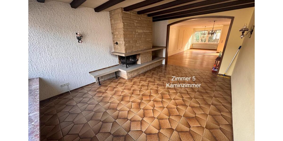 Etagenwohnung Walsdorf - 6 Zimmer, 210 m&sup2;, 1.150&euro; | Angebot:22152708
