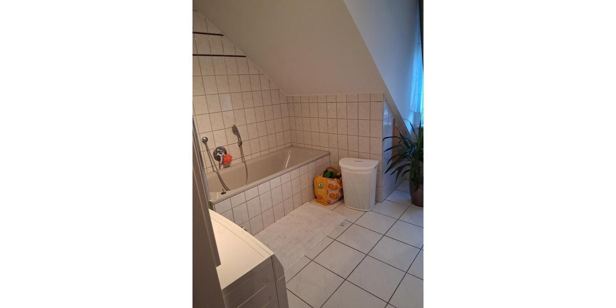 Gepflegte 3-Zimmer DG-Wohnung in Gersthofen 3 zimmer