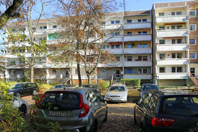 Etagenwohnung Dessau-Roßlau Roßlau - 1 Zimmer, 40 m&sup2;, 240&euro; | Angebot:26813535