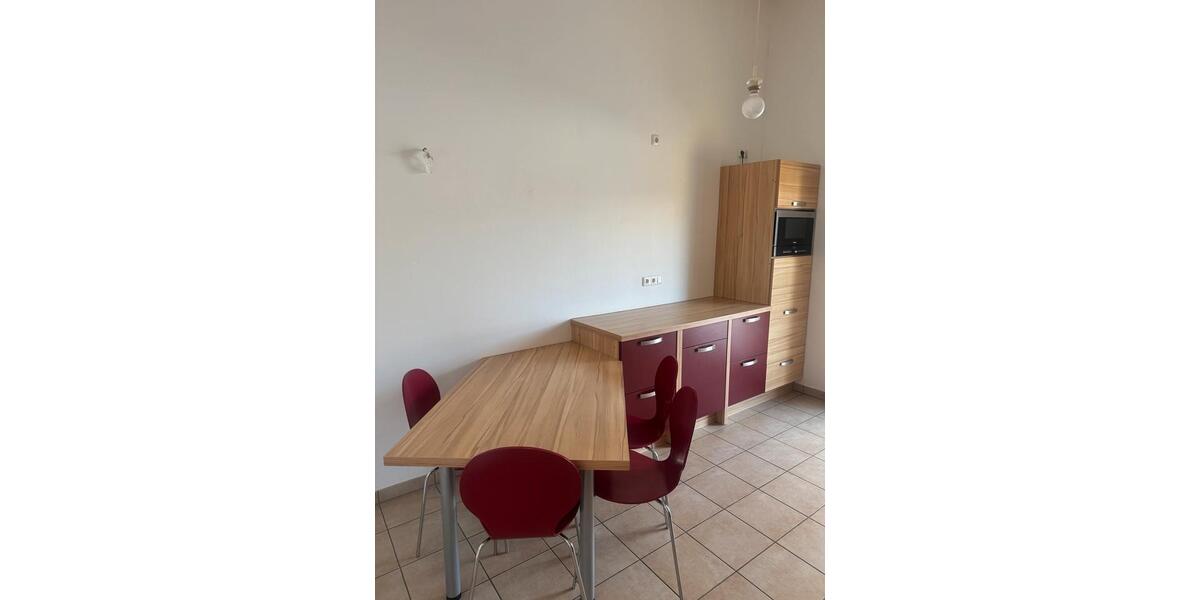 Dachgeschoßwohnung Deggendorf - 2.5 Zimmer, 72 m&sup2;, 790&euro; | Angebot:26603779