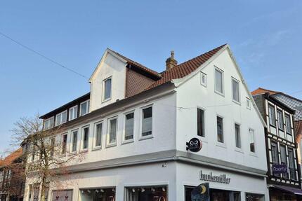 Wohnung Uelzen - 4 Zimmer, 140 m&sup2;, 950&euro; | Angebot:25616081