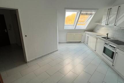 Wohnung Schwerin Gartenstadt - 3 Zimmer, 84 m&sup2;, 1.050&euro; | Angebot:25964716