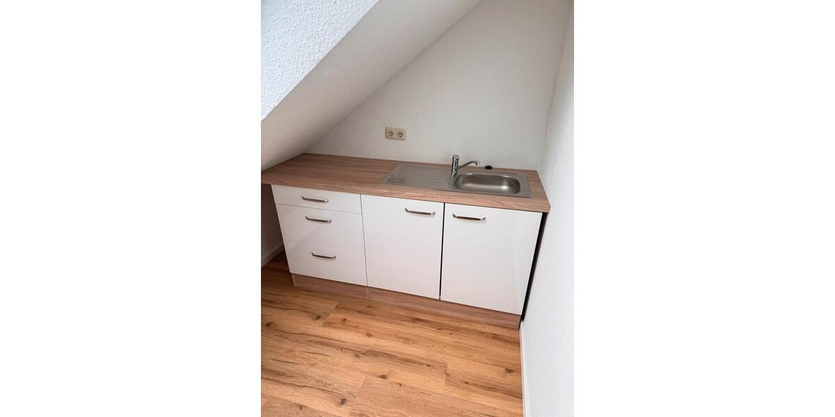 Dachgeschoßwohnung Löhne - 3 Zimmer, 50 m&sup2;, 500&euro; | Angebot:26704147