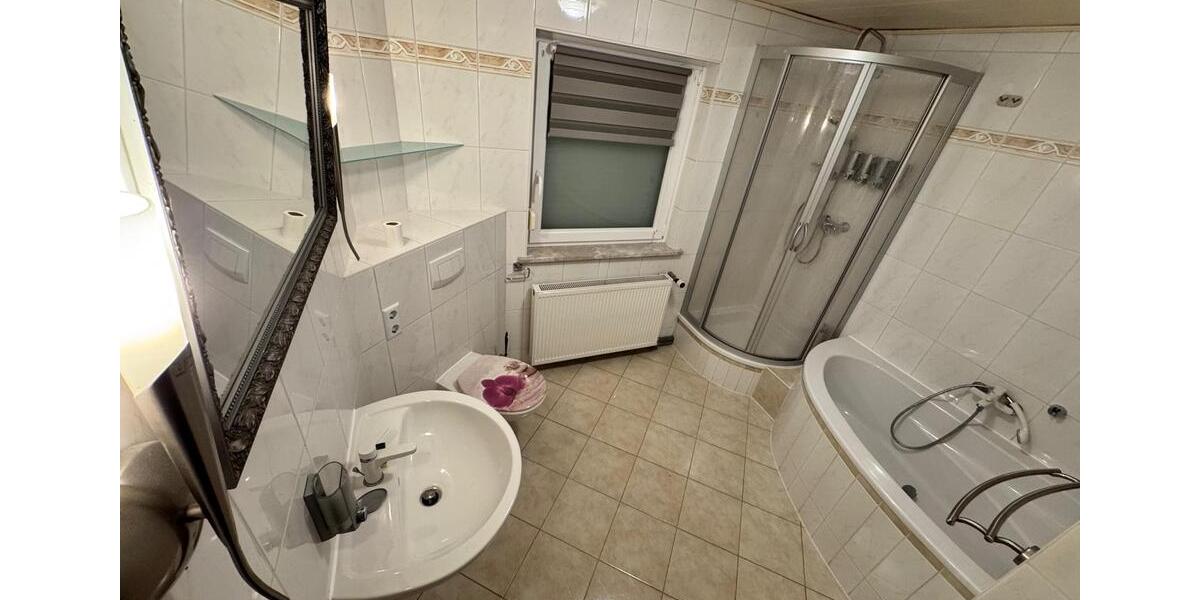 Etagenwohnung Coburg - 5 Zimmer, 115 m&sup2;, 800&euro; | Angebot:24398157