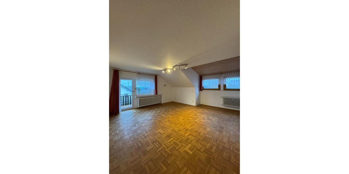 Dachgeschoßwohnung Stetten am kalten Markt - 3.5 Zimmer, 865&euro; | Angebot:23648997