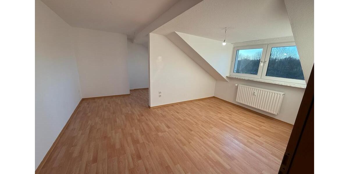 Dachgeschoßwohnung Hagen Hagen-Nord - 3.5 Zimmer, 80 m&sup2;, 950&euro; | Angebot:26517473