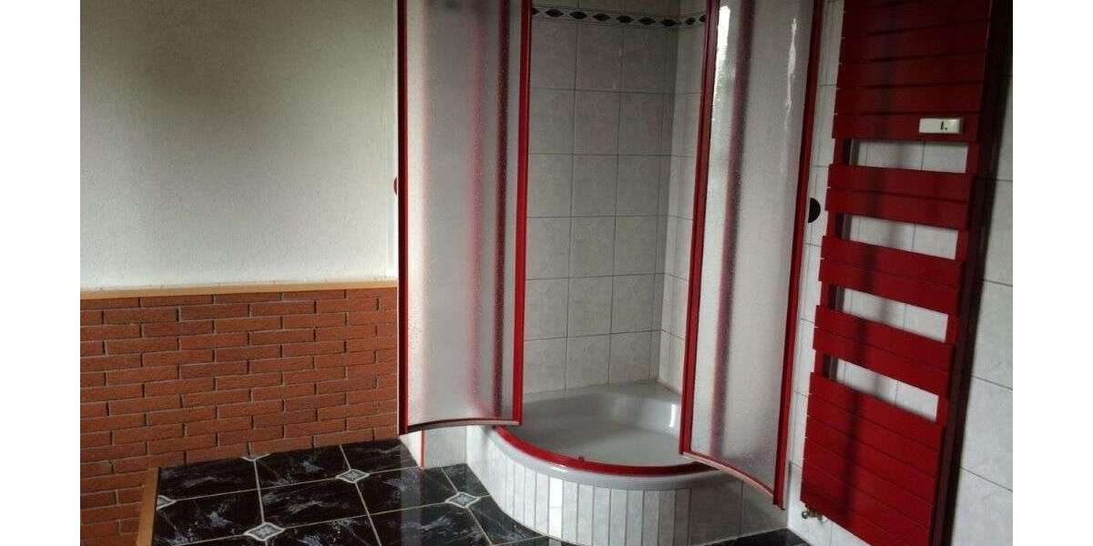 Hier können 1-2 Familien wohnen, 6,5-Zimmer, in sehr ruhiger Lage von Krölpa - Maisonettenwohnung Krölpa b. Pößneck | Angebot:27273446