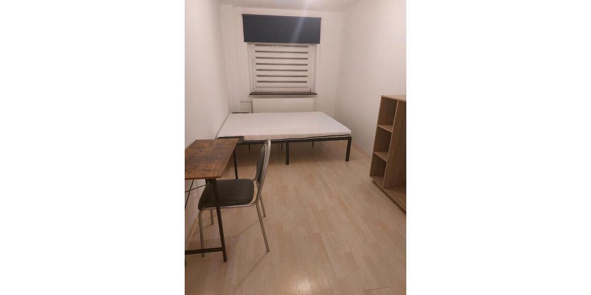 Mobiliertes Zimmer ab sofort in neu gegründeter WG zu vermieten 3 zimmer