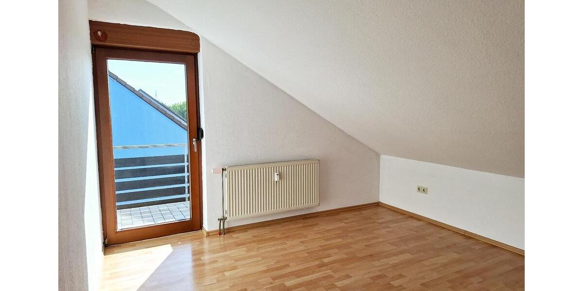 Dachgeschoßwohnung Stutensee - 2 Zimmer, 67 m&sup2;, 730&euro; | Angebot:25719351