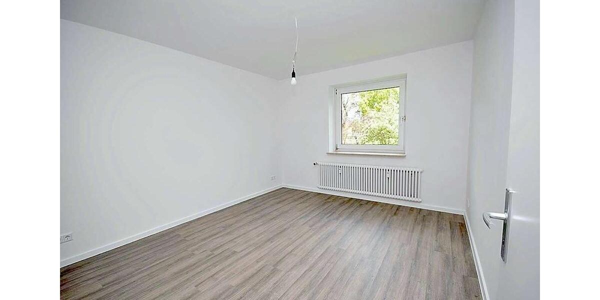 Etagenwohnung Schortens - 4 Zimmer, 86 m&sup2;, 610&euro; | Angebot:26513430