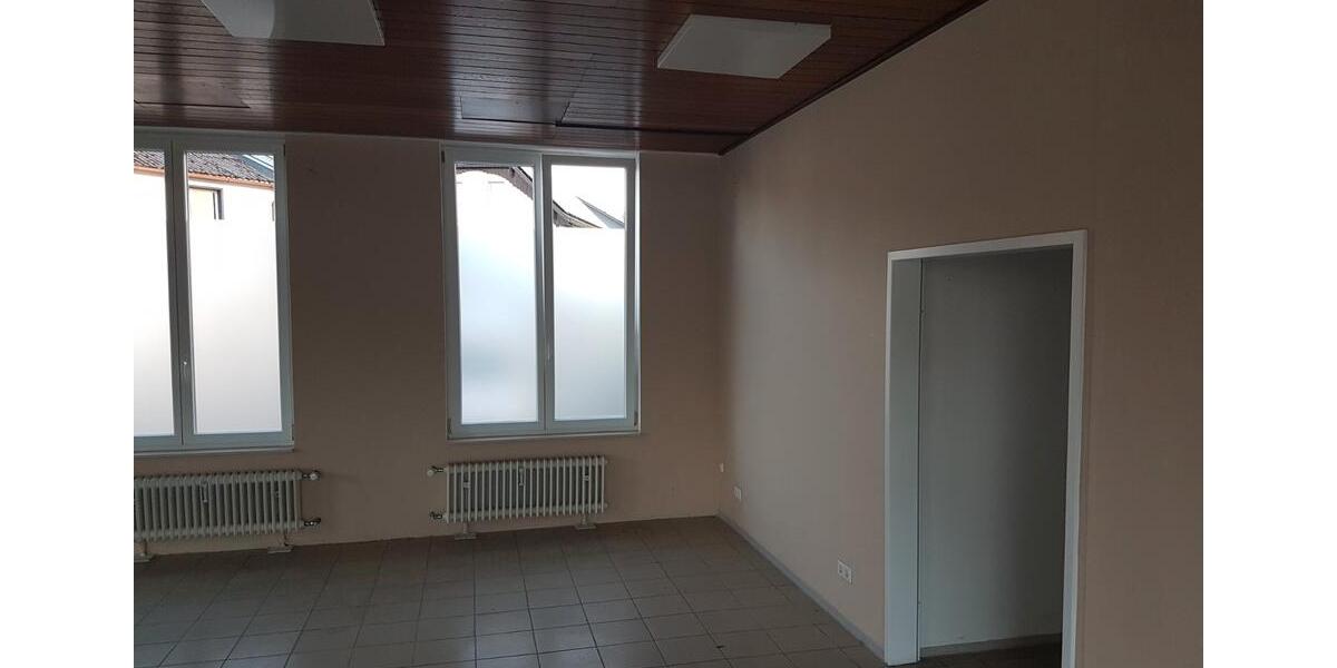 Gewerbeobjekt Moosbach - 700&euro; | Angebot:26522003