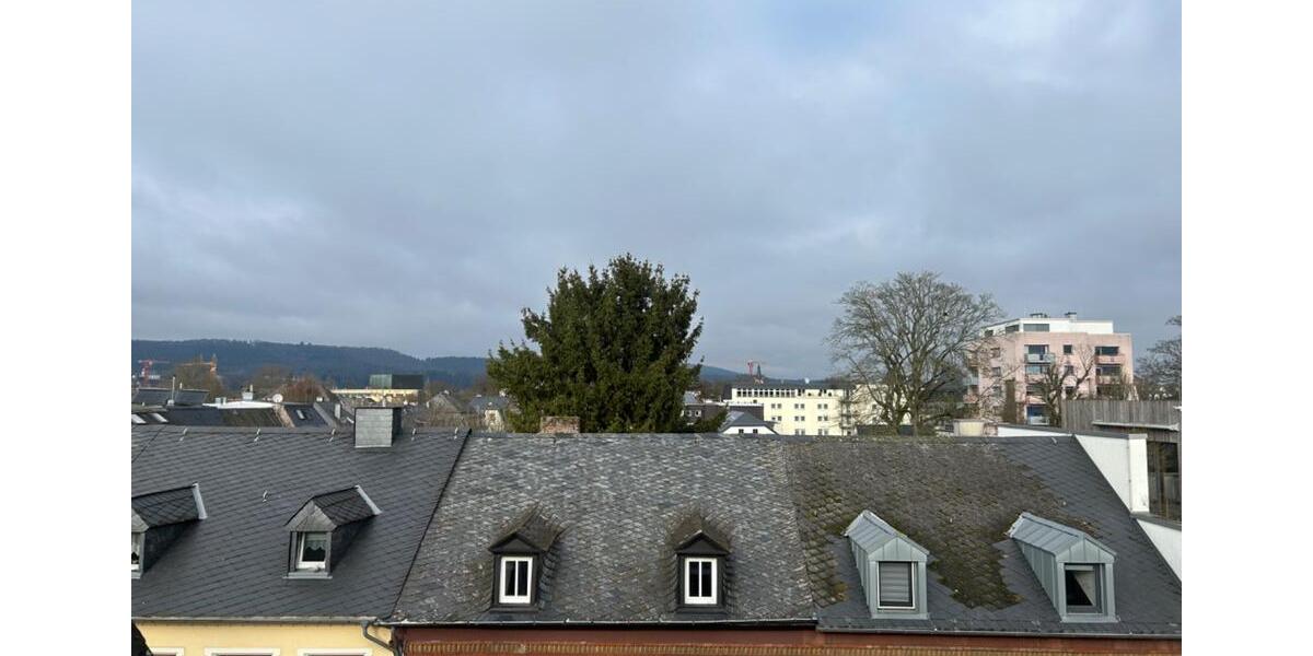 Dachgeschoßwohnung Trier - 2.5 Zimmer, 60 m&sup2;, 1.200&euro; | Angebot:24921324