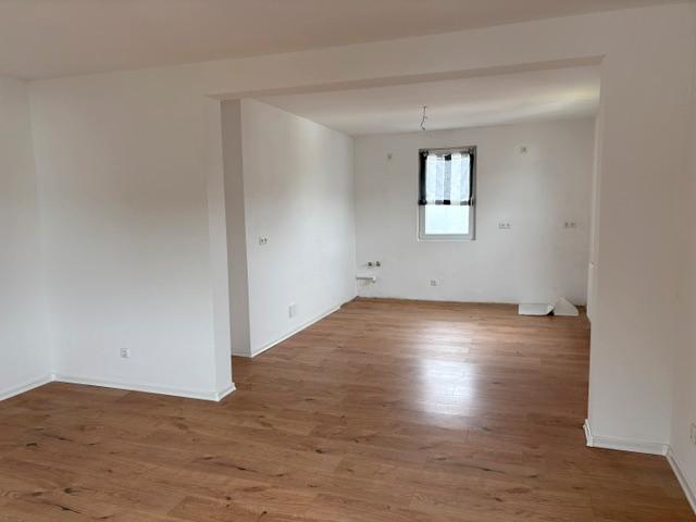 Etagenwohnung Wilnsdorf - 3 Zimmer, 75 m&sup2;, 600&euro; | Angebot:26633946