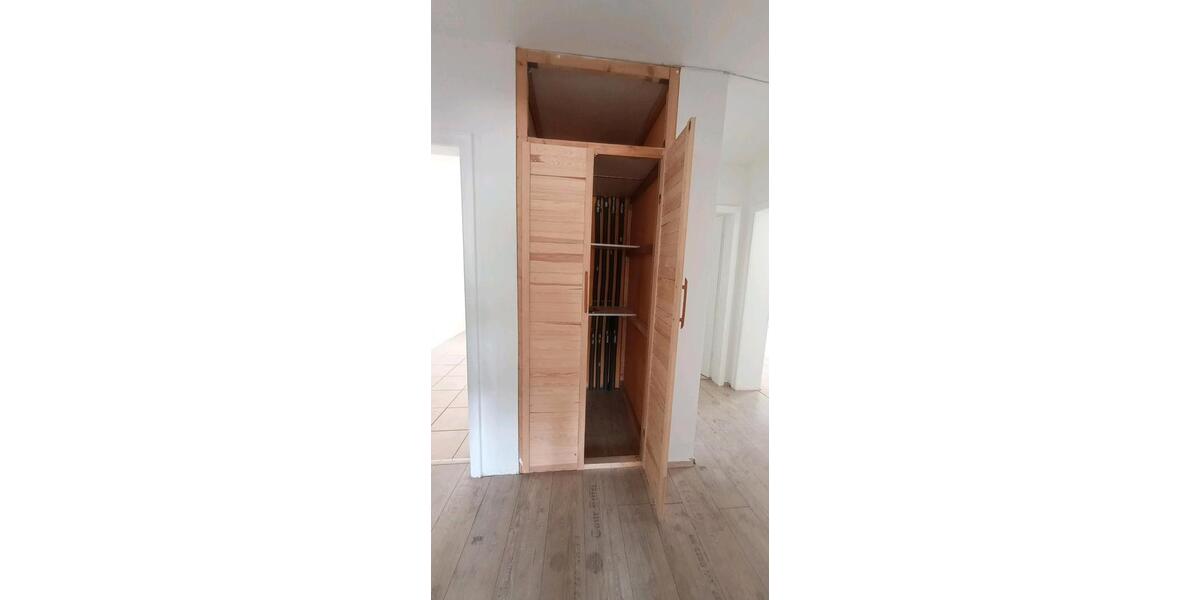 Etagenwohnung Radevormwald - 4 Zimmer, 83 m&sup2;, 420&euro; | Angebot:24490201