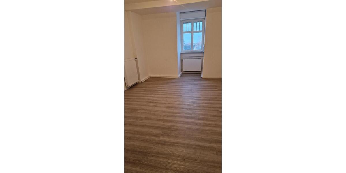 Dachgeschoßwohnung Luckenwalde - 5 Zimmer, 128 m&sup2;, 1.150&euro; | Angebot:26382785