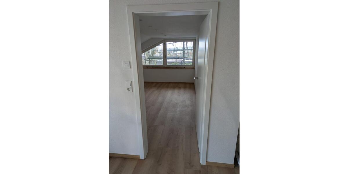 Wohnen auf Zeit Würzburg Frauenland - 3 Zimmer, 95 m&sup2;, 1.400&euro; | Angebot:24765858
