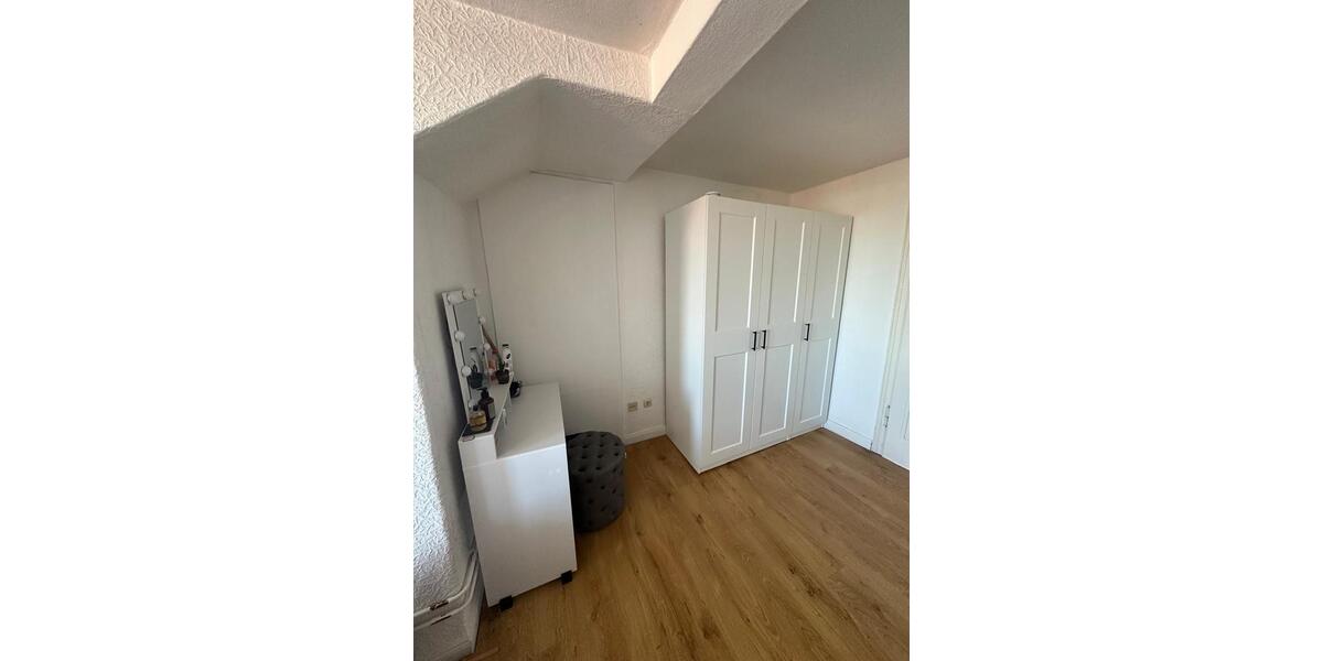 Wohnen auf Zeit Wolfenbüttel Ahlum - 4 Zimmer, 120 m&sup2;, 290&euro; | Angebot:26317987