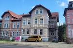**große Dachgeschoßwohnung**