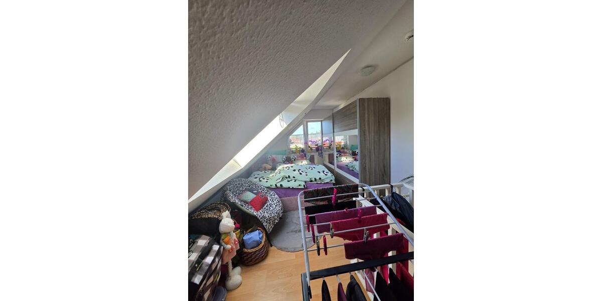 Dachgeschoßwohnung Gotha - 3 Zimmer, 70 m&sup2;, 630&euro; | Angebot:26459090