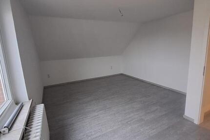 Wohnung Göttingen Oststadt - 3 Zimmer, 75 m&sup2;, 700&euro; | Angebot:25080291