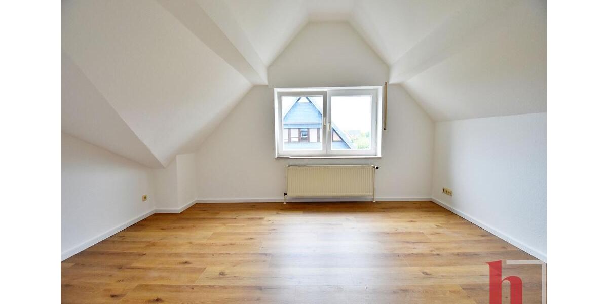 Dachgeschoßwohnung Vechta - 2 Zimmer, 77 m&sup2;, 500&euro; | Angebot:25883608