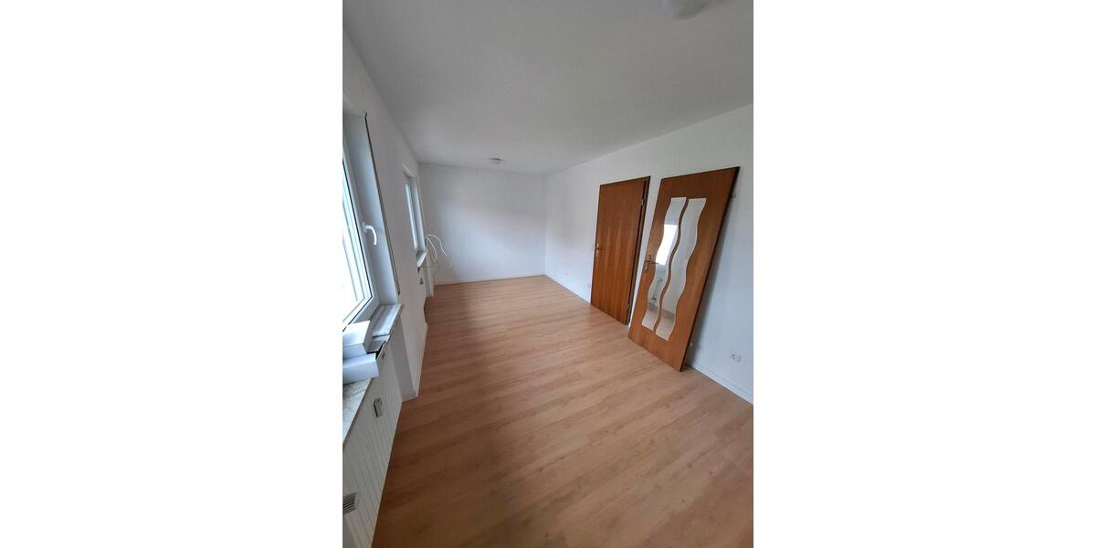 Etagenwohnung Pfungstadt - 3 Zimmer, 110 m&sup2;, 1.250&euro; | Angebot:25341794