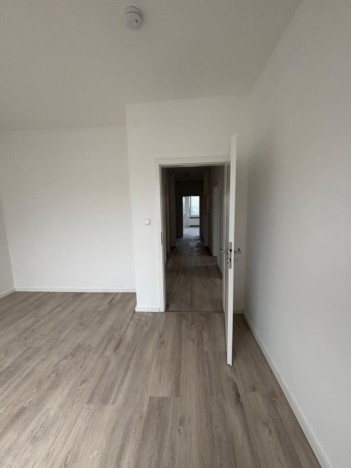 WG-Zimmer in vollständig renovierter 4er WG in der Bonner Altstadt 4.2 zimmer