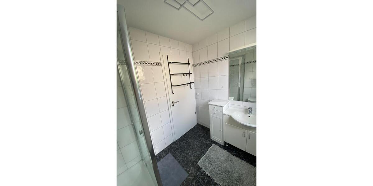 Wohnen auf Zeit Gernsheim - 1 Zimmer, 65 m&sup2;, 600&euro; | Angebot:24755184