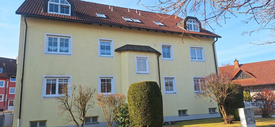 Dachgeschoßwohnung Selb - 2.5 Zimmer, 66 m&sup2;, 480&euro; | Angebot:26476781