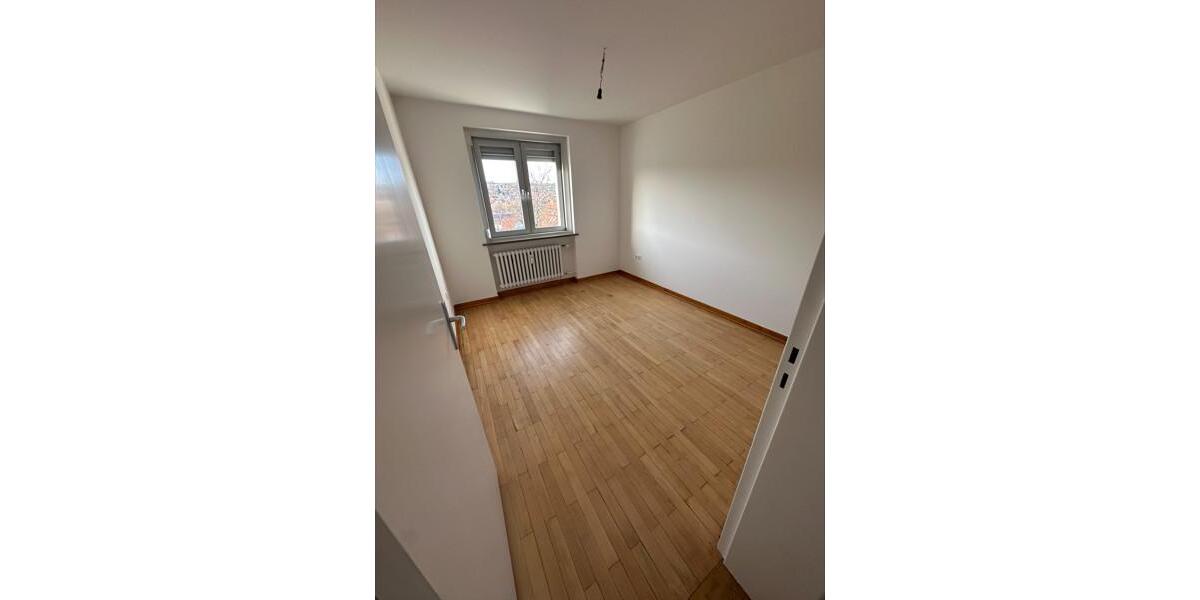Etagenwohnung Kaufbeuren - 3 Zimmer, 80 m&sup2;, 682&euro; | Angebot:23575327