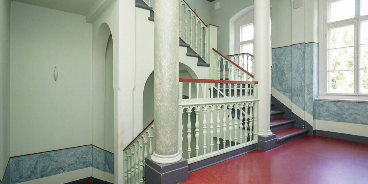 Etagenwohnung Radebeul - 5 Zimmer, 157 m&sup2;, 1.700&euro; | Angebot:20699802