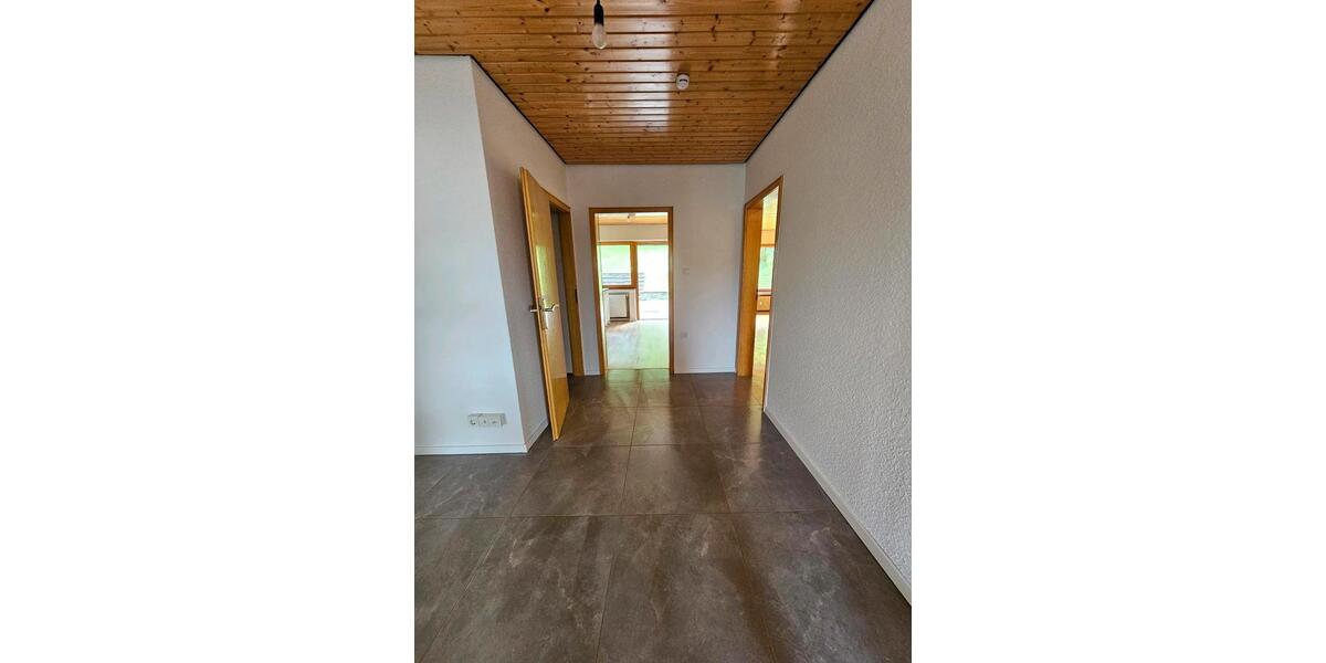 Etagenwohnung Heringen (Werra) - 3 Zimmer, 85 m&sup2;, 650&euro; | Angebot:23997602