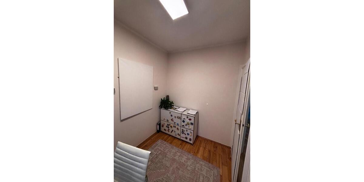 Etagenwohnung München Schwabing-Freimann - 4 Zimmer, 113 m&sup2;, 3.650&euro; | Angebot:26048389