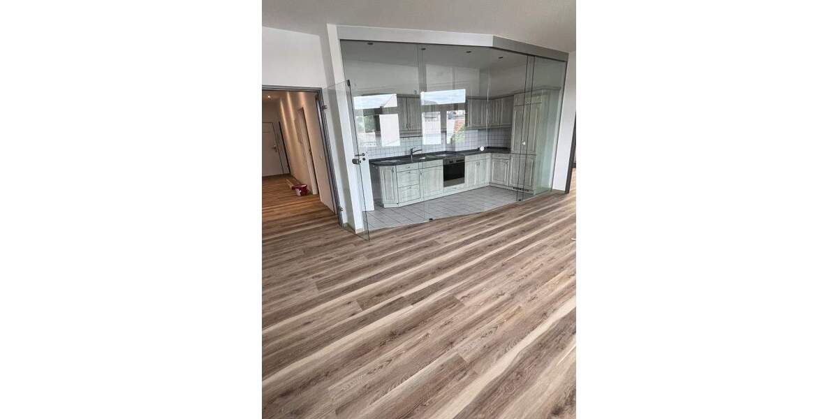Etagenwohnung Mittweida - 2 Zimmer, 71 m&sup2;, 600&euro; | Angebot:22219781