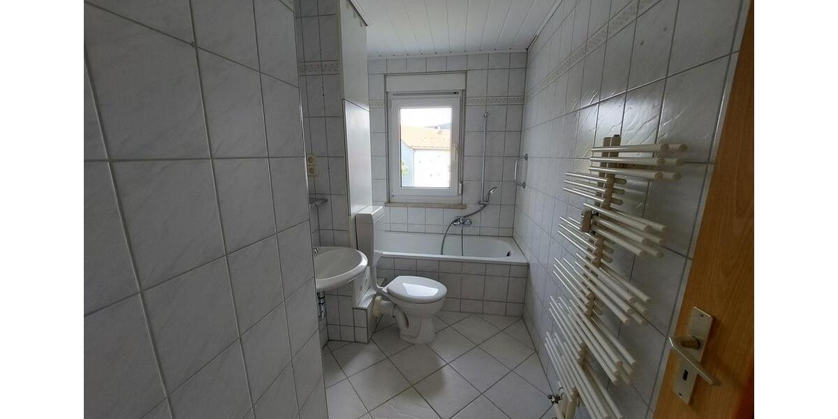 Etagenwohnung Zella-Mehlis Mehlis - 3 Zimmer, 60 m&sup2;, 409&euro; | Angebot:25338148