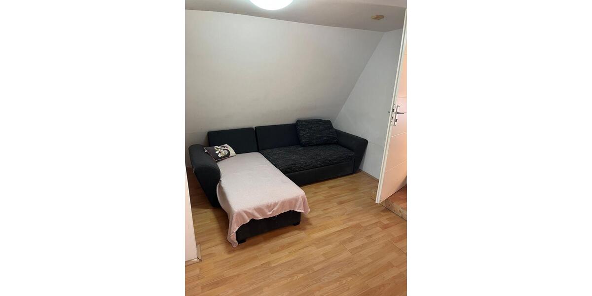 Dachgeschoßwohnung Steinheim am Albuch - 1 Zimmer, 40 m&sup2;, 420&euro; | Angebot:26636248