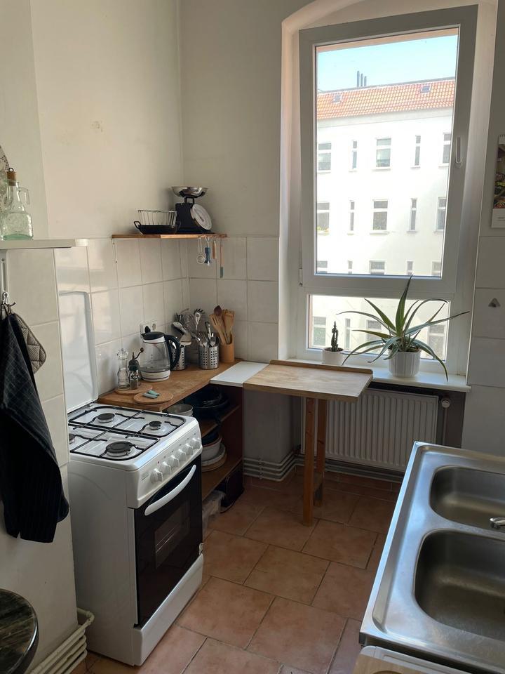 UNTERMIETE: 2 Zimmer Wohnung in Friedrichshain