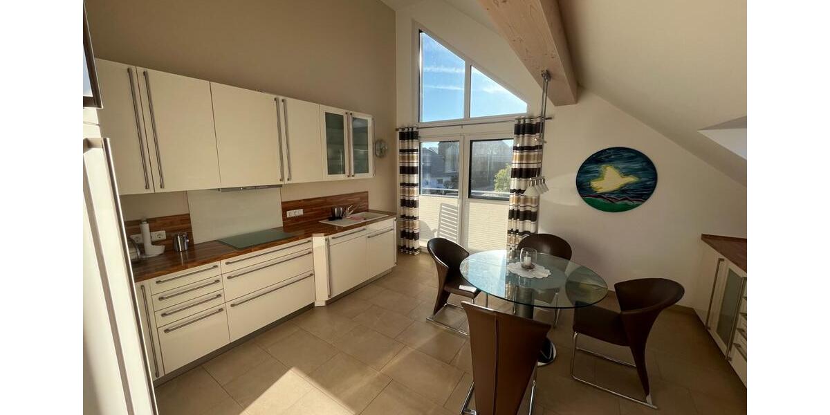 Dachgeschoßwohnung Geisa - 2 Zimmer, 92 m&sup2;, 1.080&euro; | Angebot:24444740