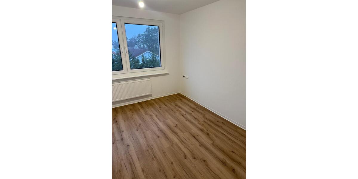 Etagenwohnung Malchow - 3 Zimmer, 60 m&sup2;, 630&euro; | Angebot:24863277