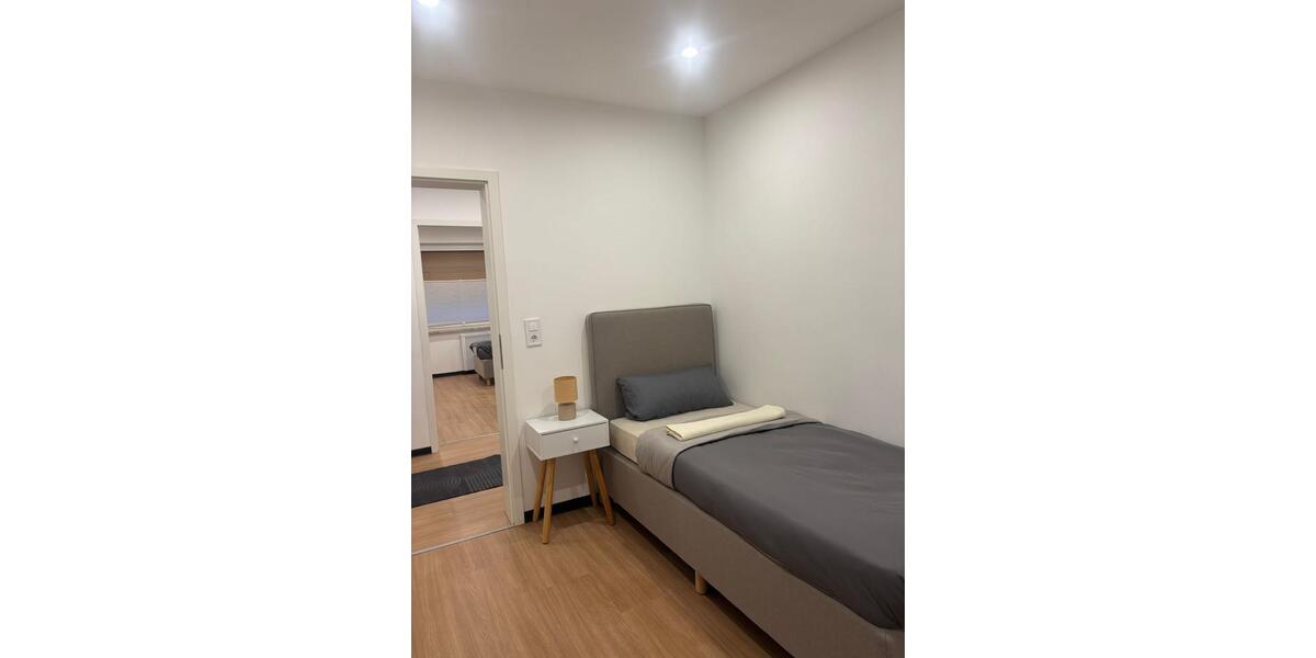 Wohnen auf Zeit Emmerthal - 3 Zimmer, 70 m&sup2;, 20&euro; | Angebot:26043076