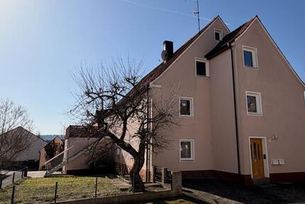 Wohnung Weihenzell - 4 Zimmer, 110 m&sup2;, 1.020&euro; | Angebot:25292351