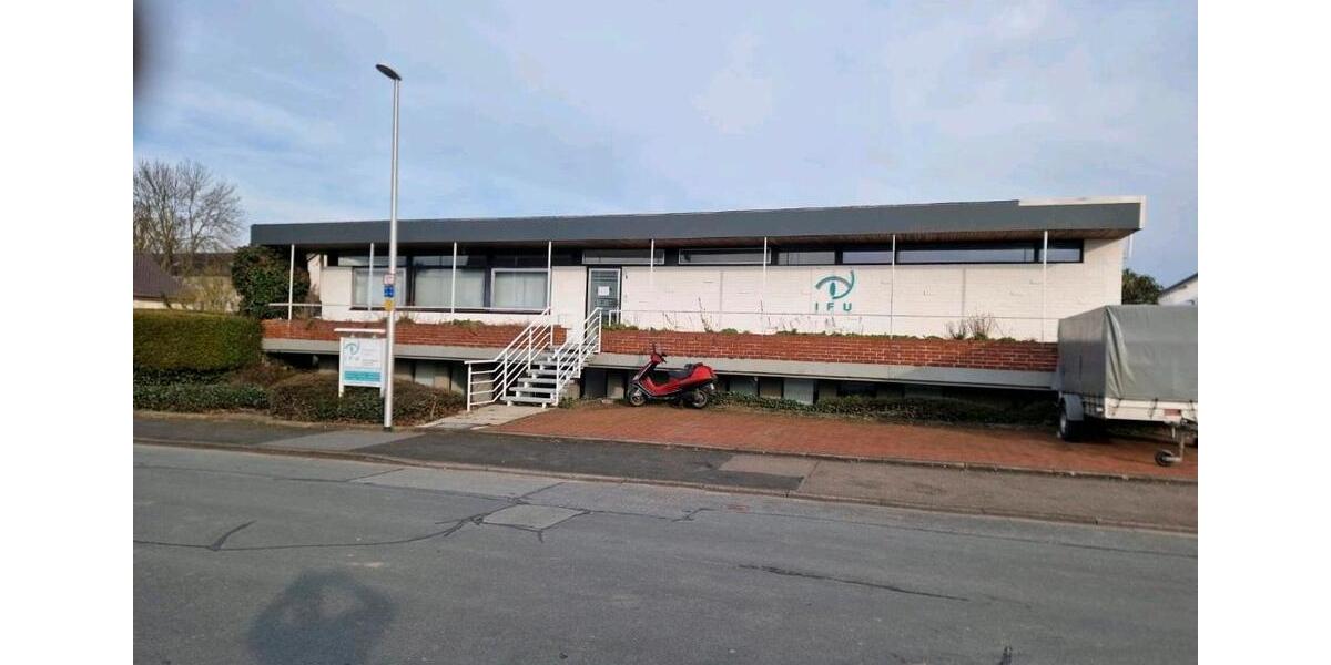 Gewerbeobjekt Volkmarsen - 420&euro; | Angebot:25390217