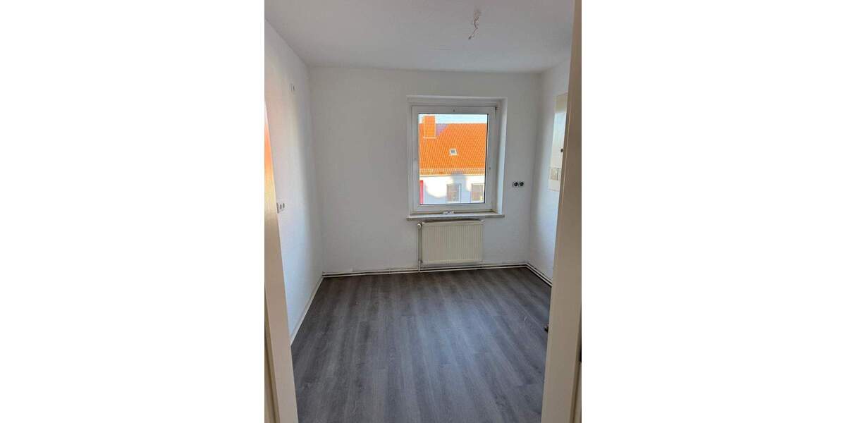 Etagenwohnung Zeitz - 4 Zimmer, 73 m&sup2;, 450&euro; | Angebot:26763345