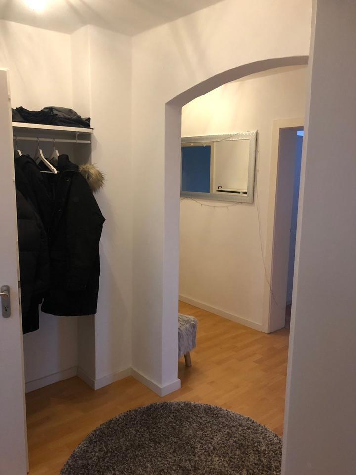 Helle 3-Zimmer-Wohnung mit Garten, großem Keller und Garage