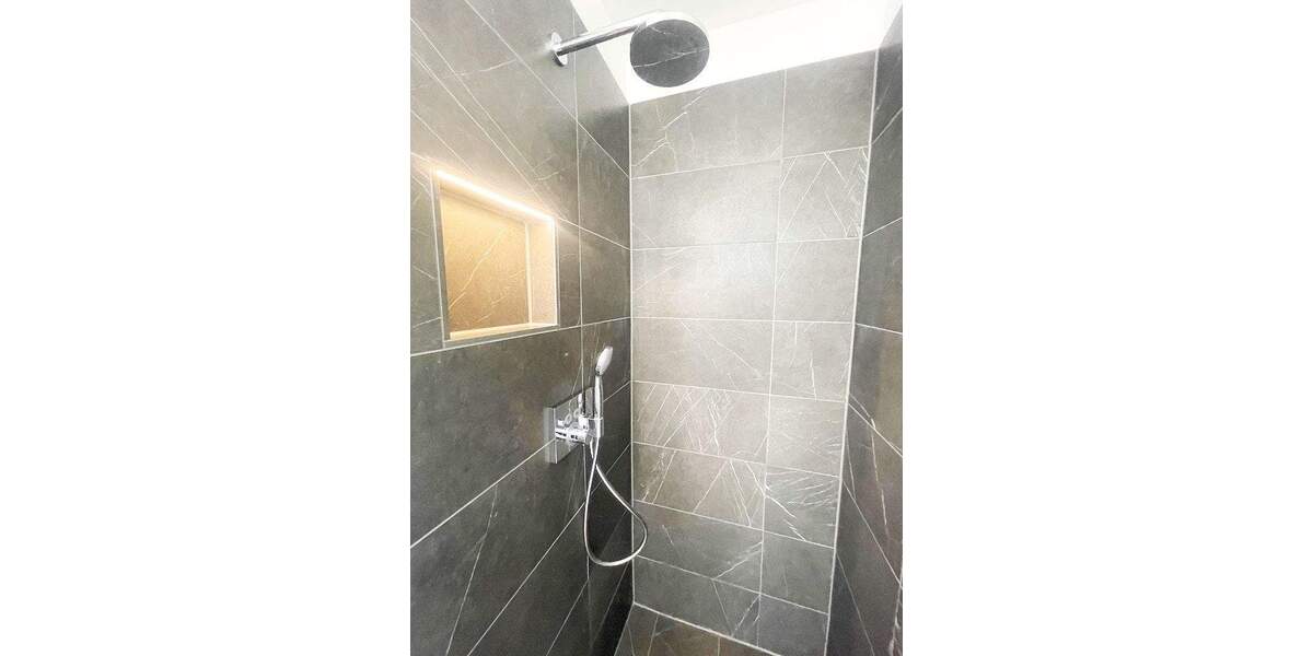 Etagenwohnung Leipzig Neustadt-Neuschönefeld - 3 Zimmer, 85 m&sup2;, 950&euro; | Angebot:25265697