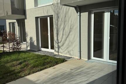 Erstbezug: Barrierefreie 3-Zi. Whg. Inkl Küche und 2 Parkplätzen 3 zimmer