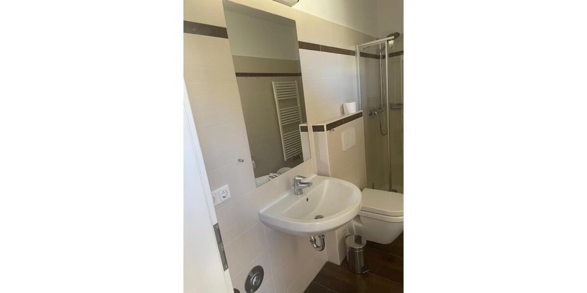 möbilierte Wohnung Erdgeschoss mit Terrasse 2 zimmer