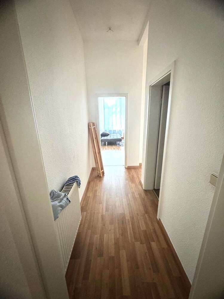 Großzügige Wohnung mit Gestaltungspotenzial – Ihre Chance zur Mitgestaltung!