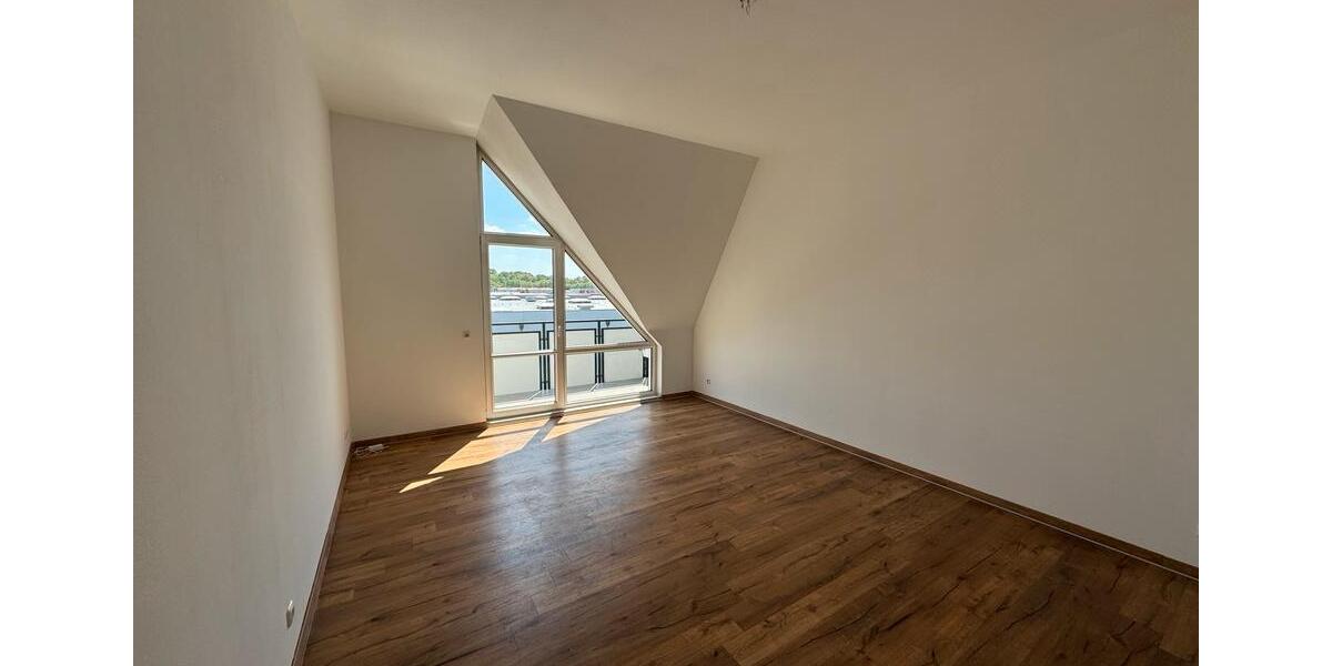 Dachgeschoßwohnung Schorfheide - 3 Zimmer, 72 m&sup2;, 840&euro; | Angebot:26691796