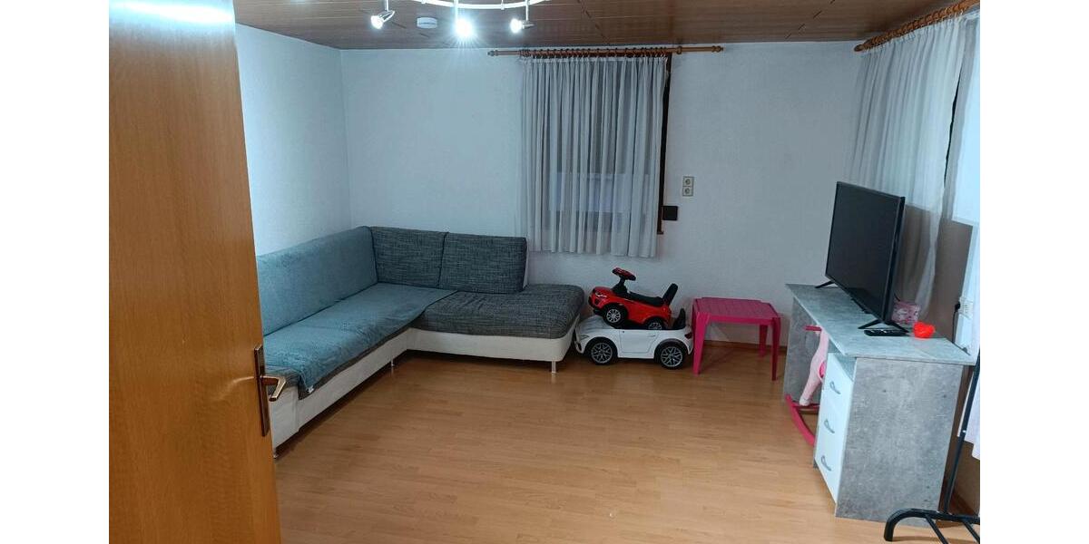 Erdgeschoßwohnung Neckargerach - 3 Zimmer, 90 m&sup2;, 650&euro; | Angebot:26400998